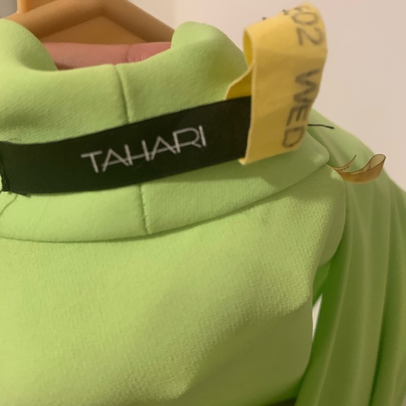 Elegant Chartreuse Tahari wrap dress - Picture 4 of 7